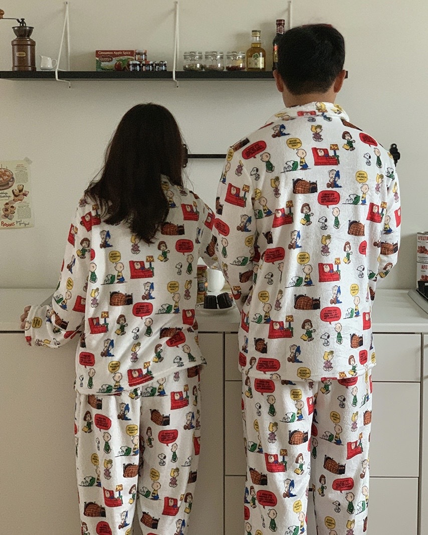 <情侶一起買!>韓國 小眾 設計師 品牌 調色盤 Snoopy 毛絨 情侶睡衣 長袖 情侶套裝