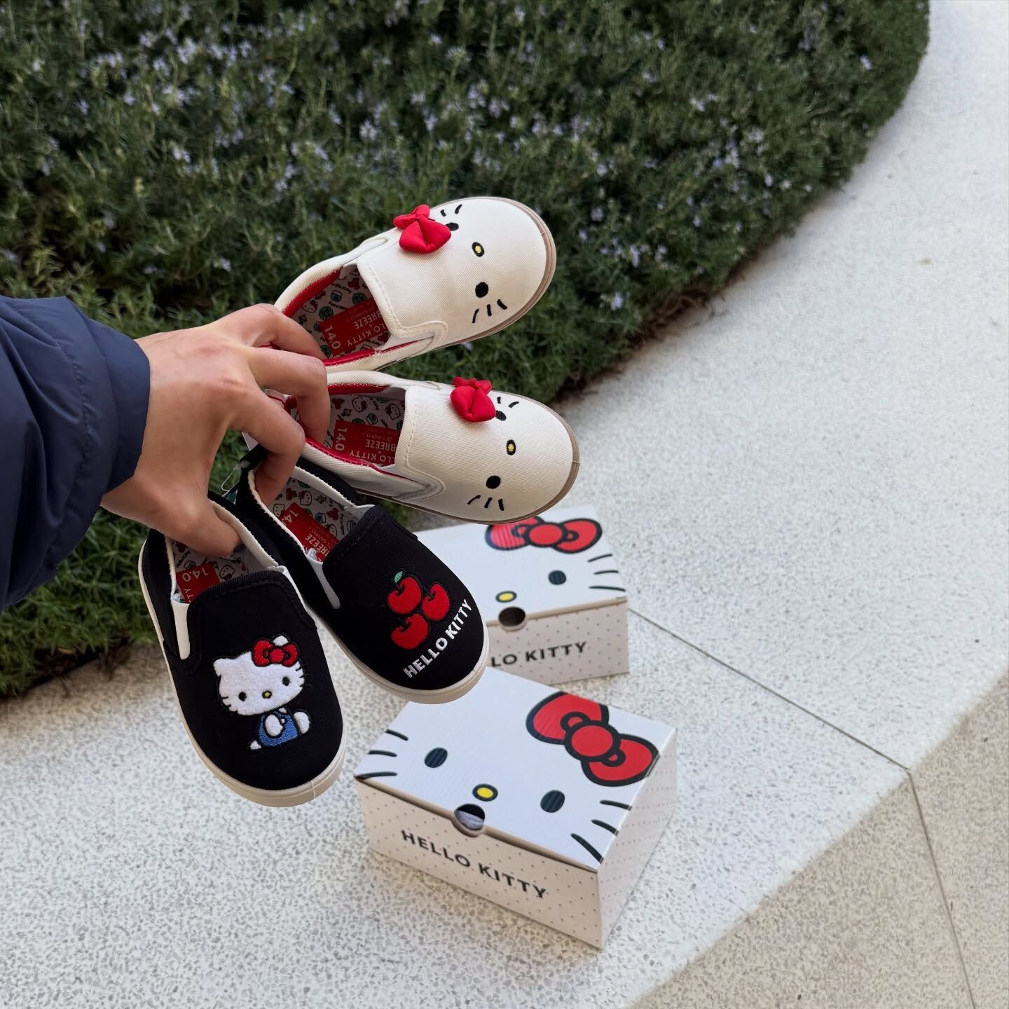 Breeze X Sanrio Slip-On 日本限定 Hello Kitty 2色 凱蒂貓 懶人 童鞋 親子鞋