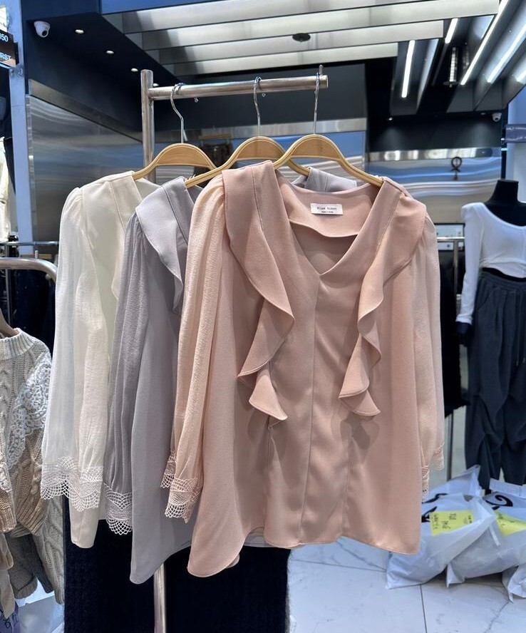 BR22 胸 42 長24 $379 (一口價)