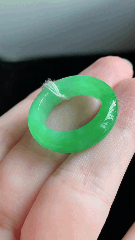 1225744 翡翠陽綠指環 (圈口 12號)