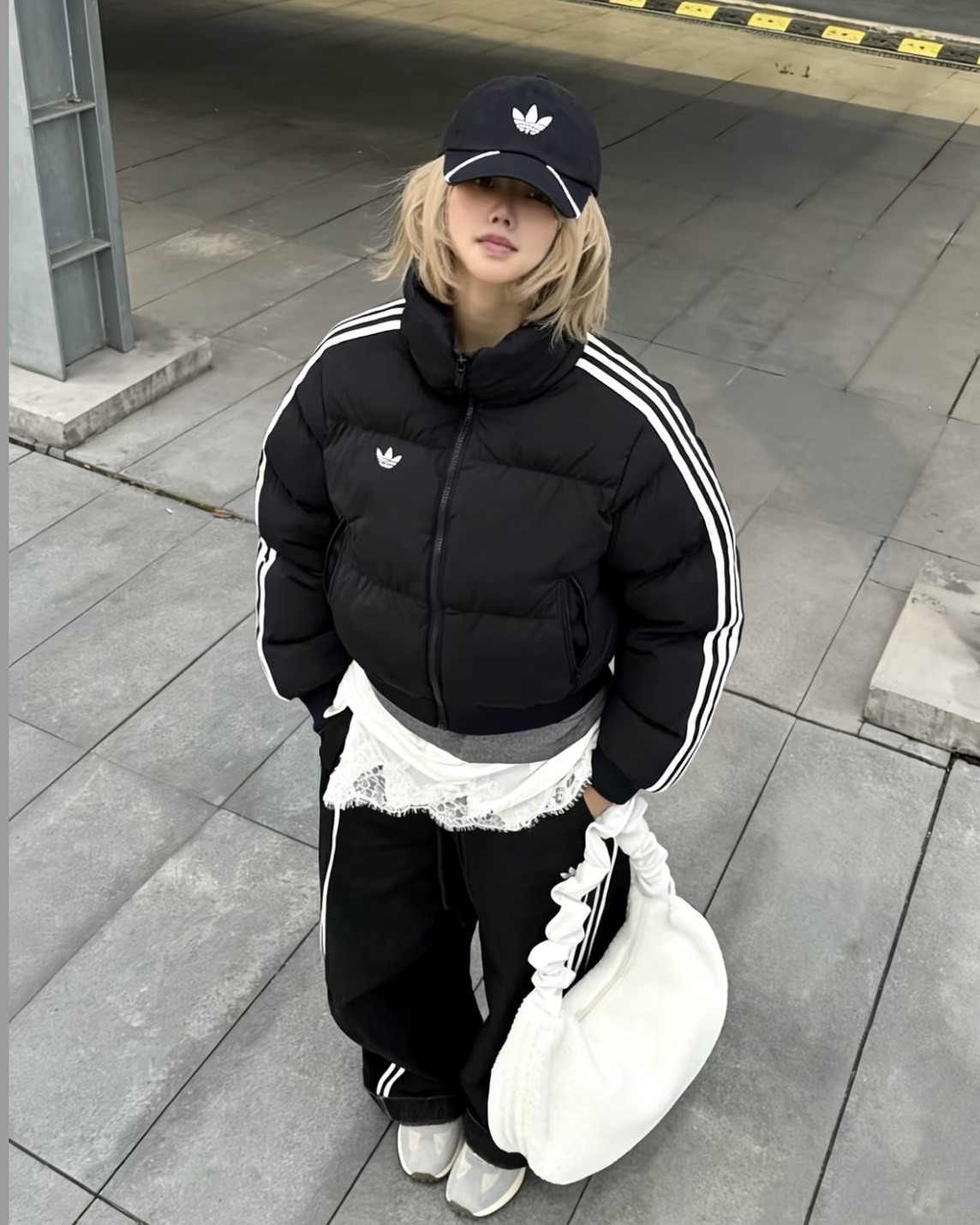 ADIDAS OG Adicolor 三線 立領 麵包外套 羽絨外套 黑色