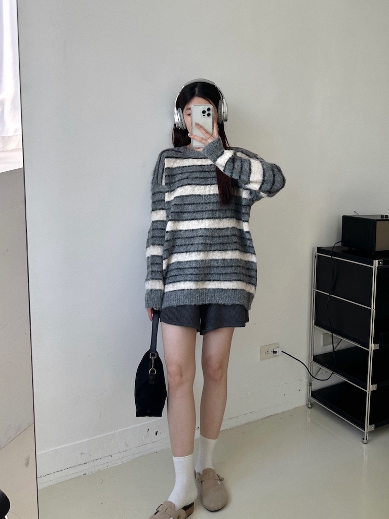 兩色微長毛長版毛衣