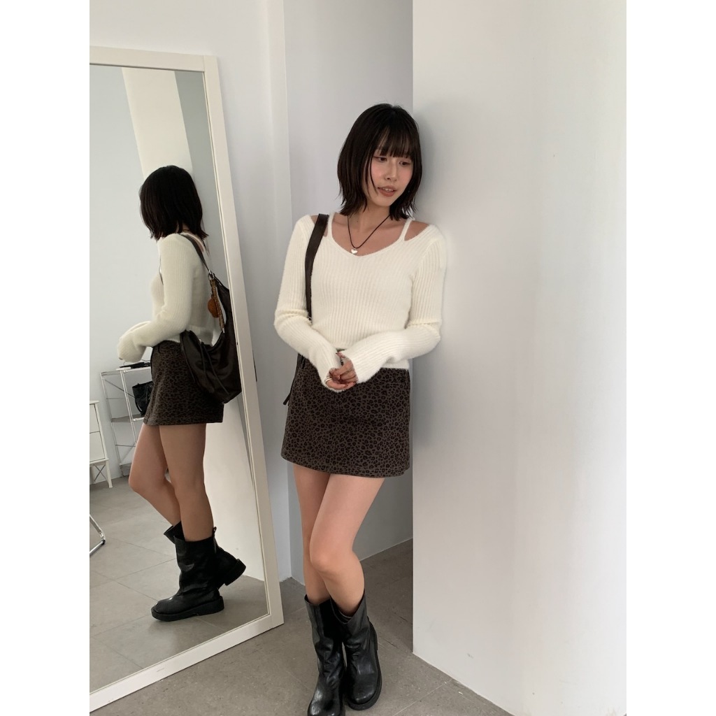 【imfine】毛毛甜心 露肩感V領針織上衣 #7594