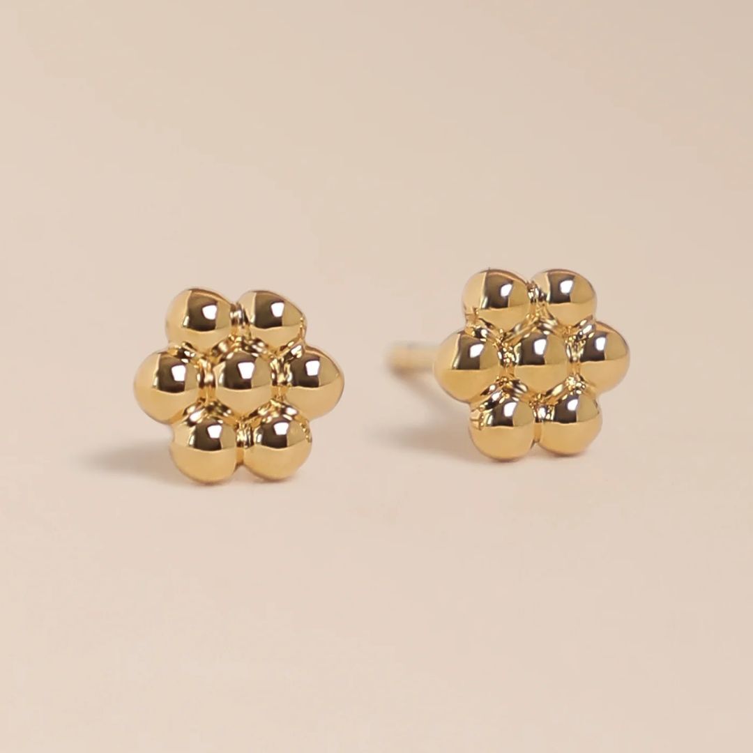 1WK0708-477 [WAEKURA] Earrings Scanna Gold (A-LX-E)