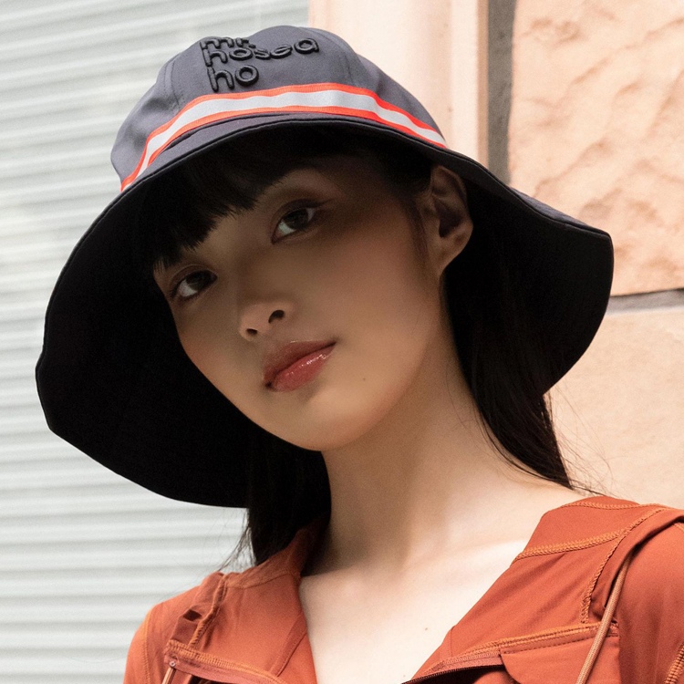 EMBROIDERY BUCKET HAT
