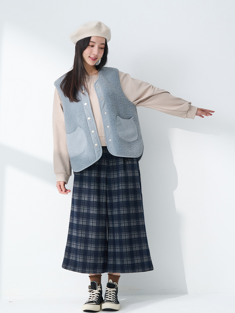 溫暖搖粒絨背心素面上衣蘇格蘭格紋八分寬褲組合