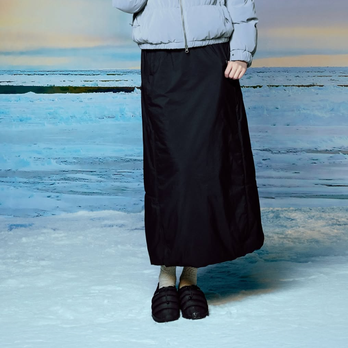 【EIDER】女PrimaLoft保暖長裙/25EDWW25362-[雪花灰、經典黑]