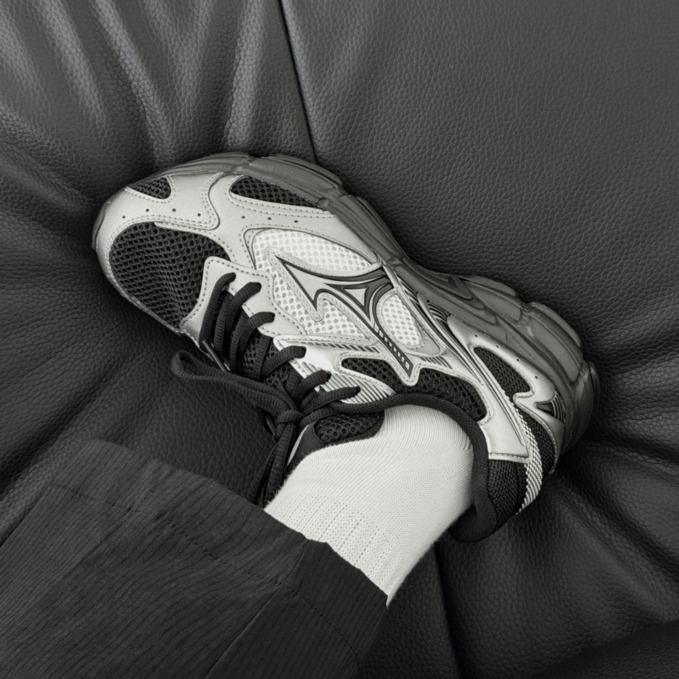 NICEDAY 代購 MIZUNO Speed 2K 液態銀 黑 未來 金屬感 銀黑 Y2K D1GH252908