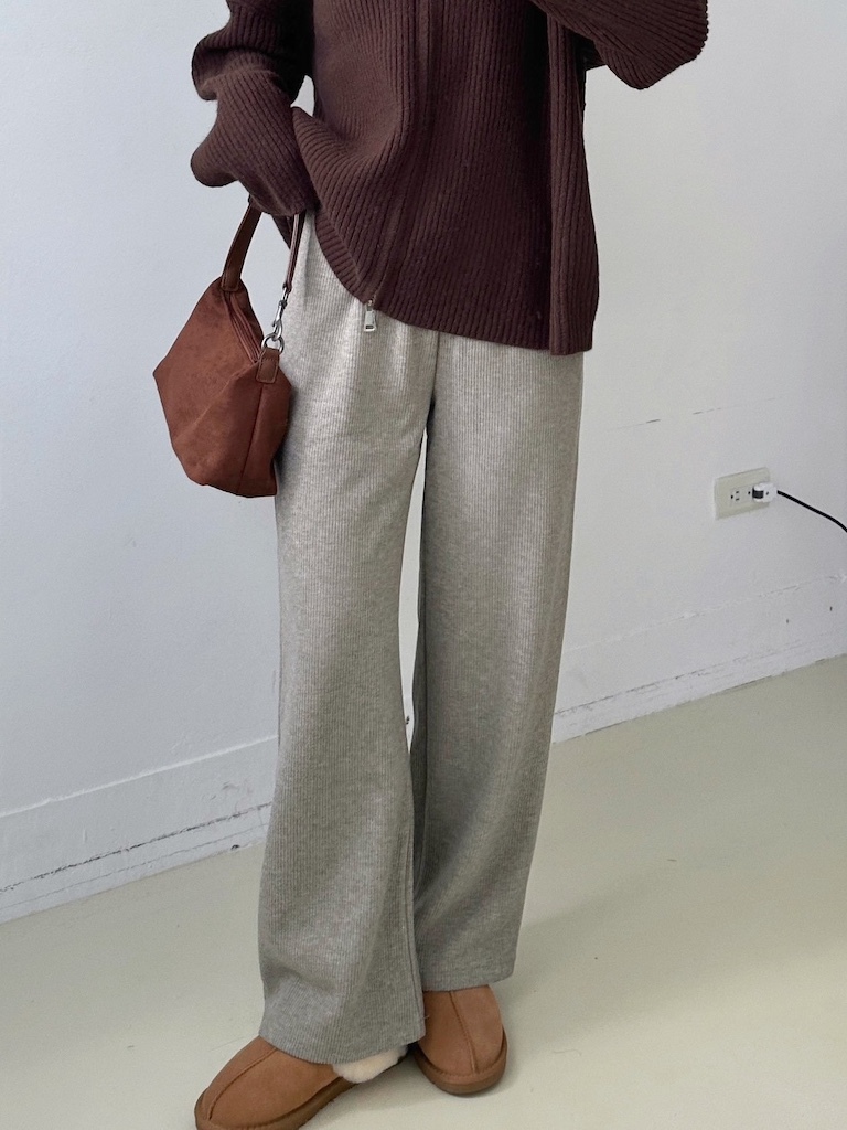 可以穿出門也可以當居家服的寬褲