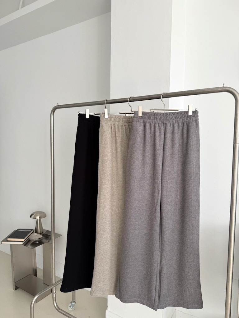 可以穿出門也可以當居家服的寬褲