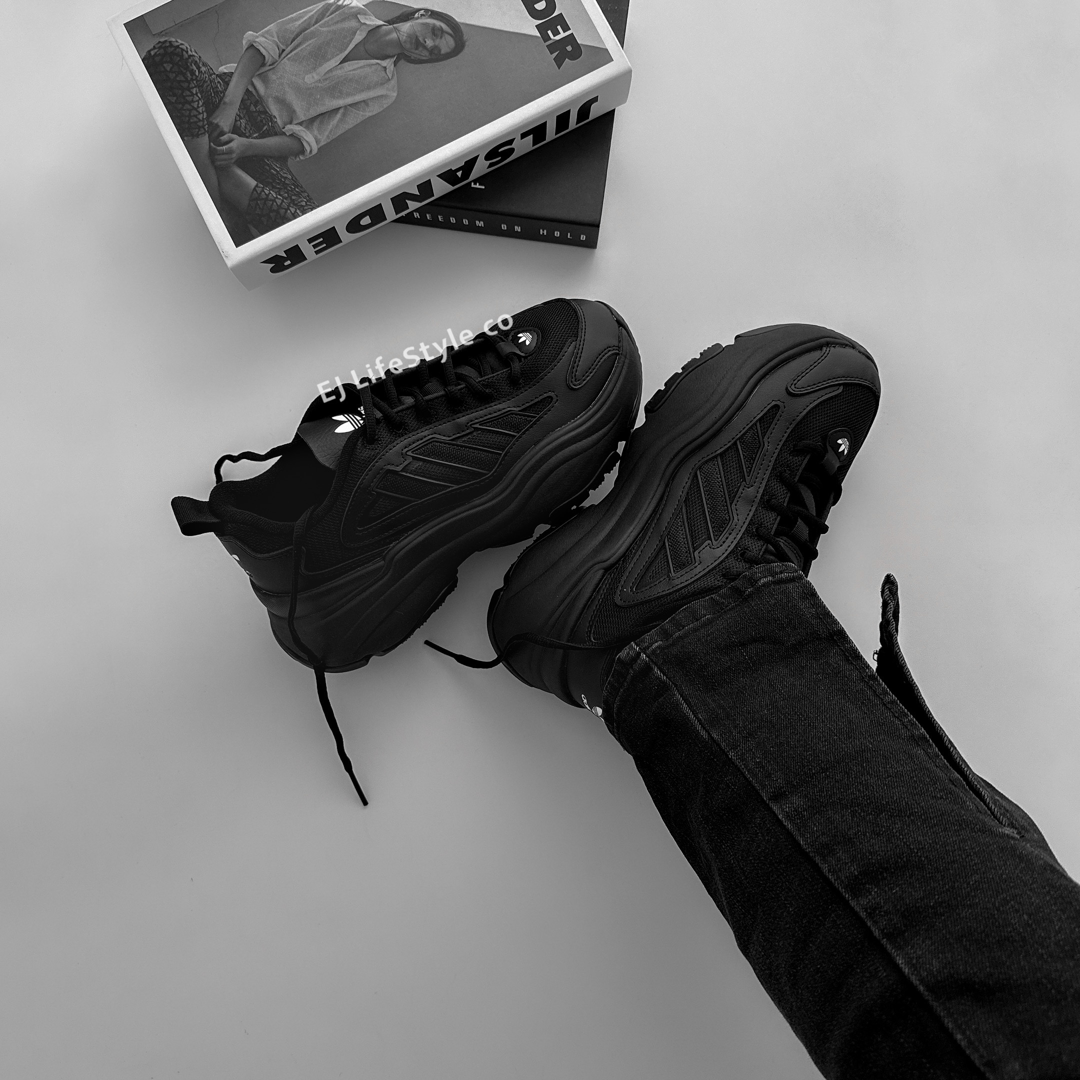 ADIDAS ORIGINALS OZGAIA 全黑 黑武士 厚底 增高 女鞋 IG6045 / 預購