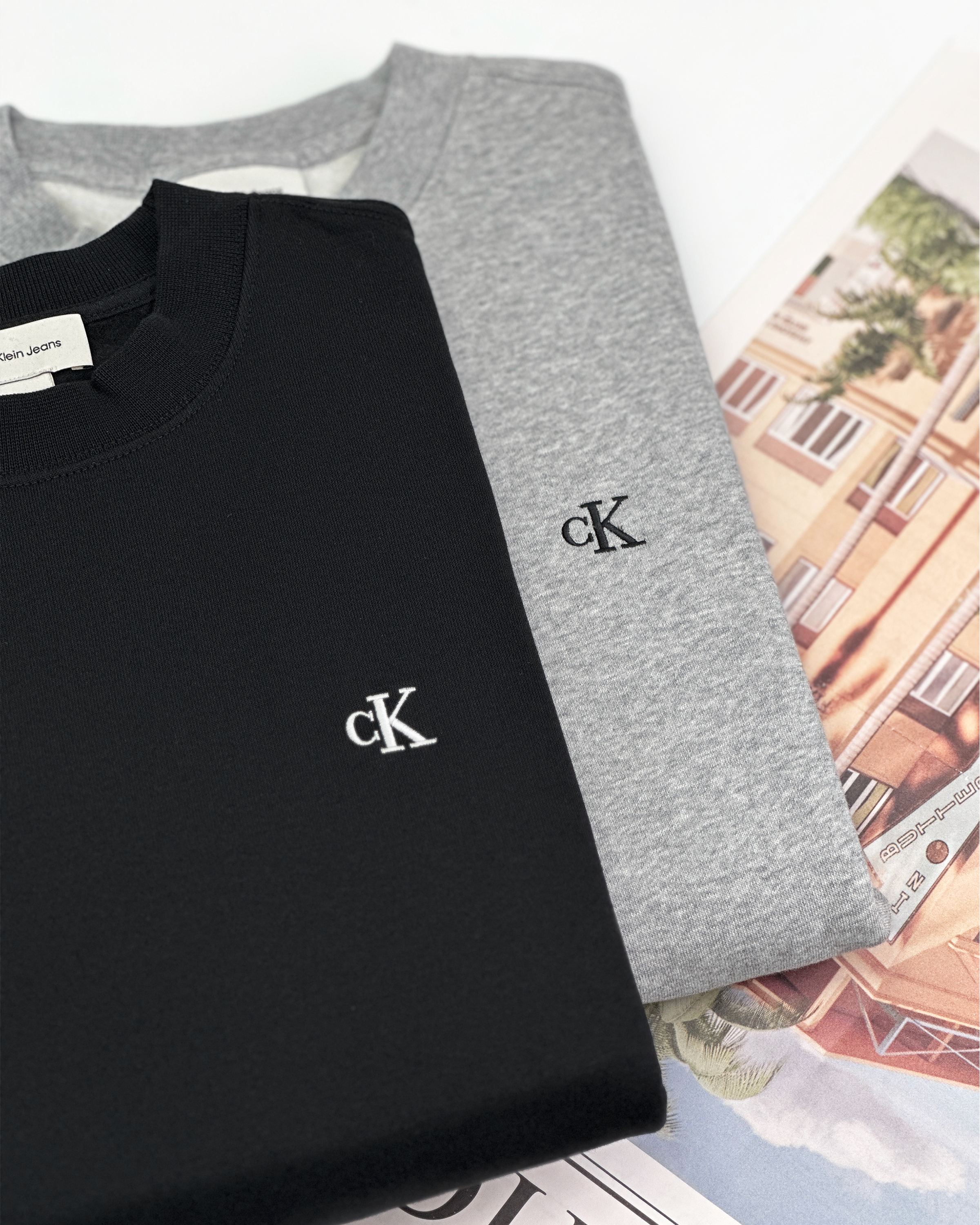 Calvin Klein CK 電繡小字母 大學T 長袖上衣
