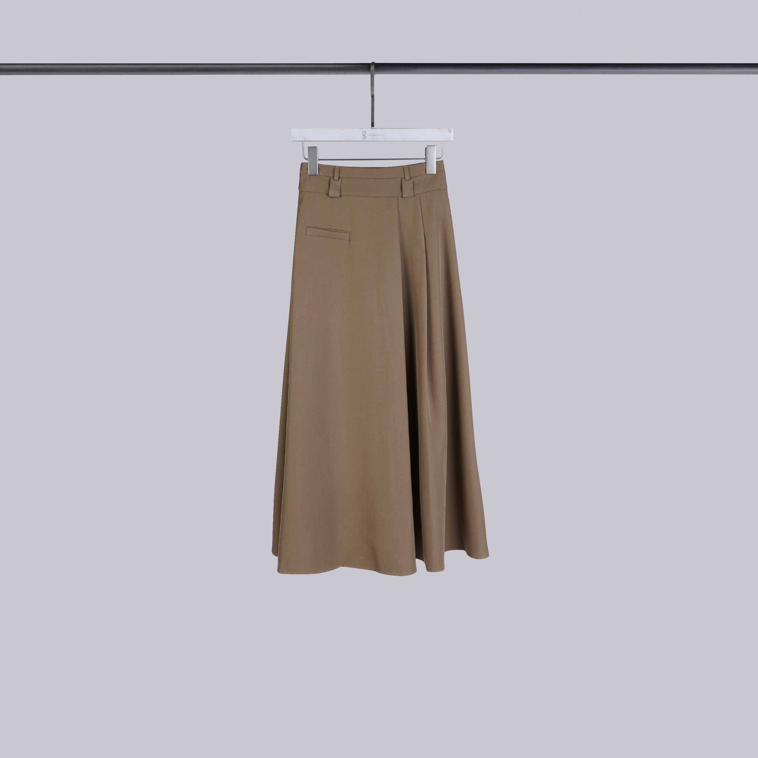 設計感拼接壓摺長裙 | 卡其