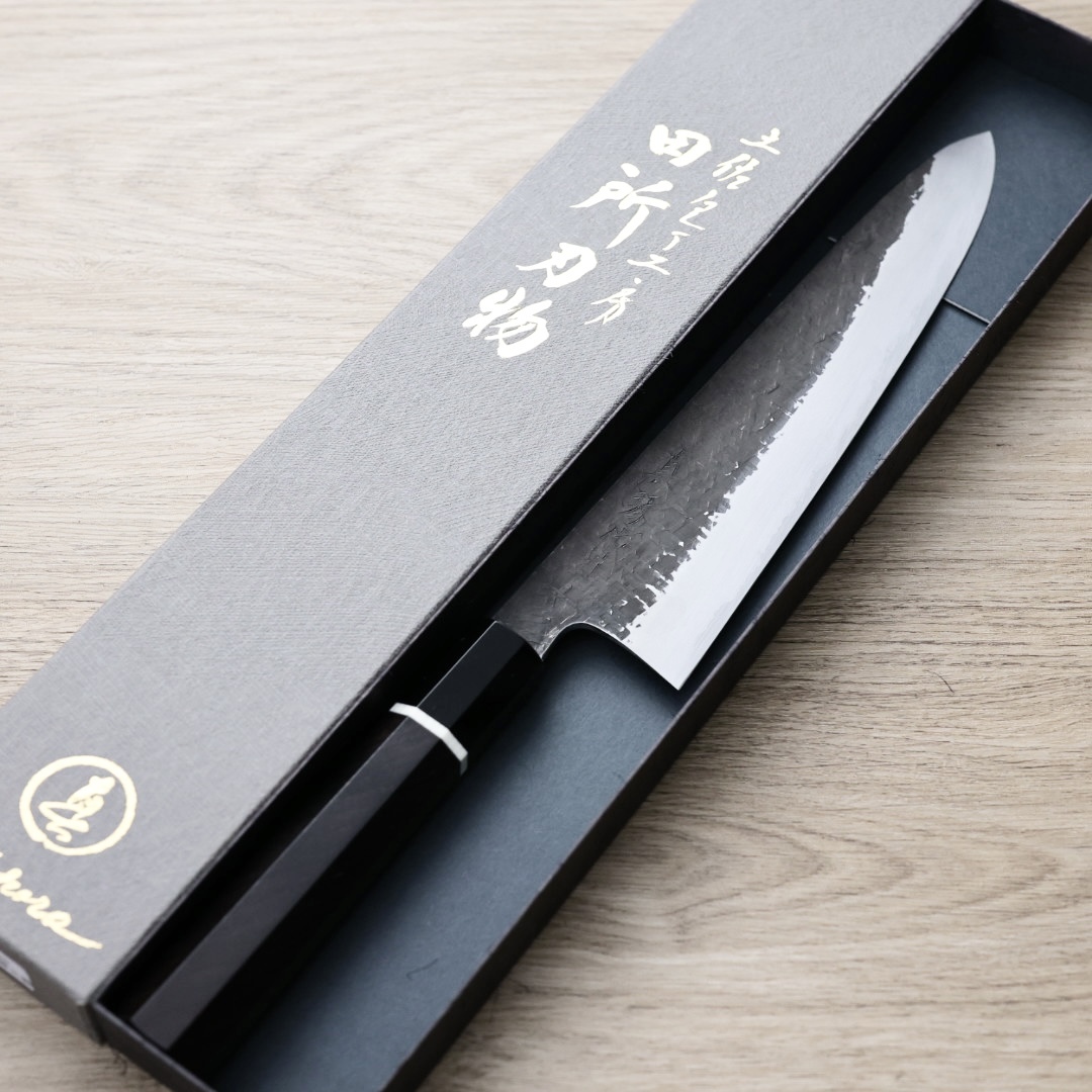 田所真琴 牛刀 240mm 銀三鋼 黑打鎚目