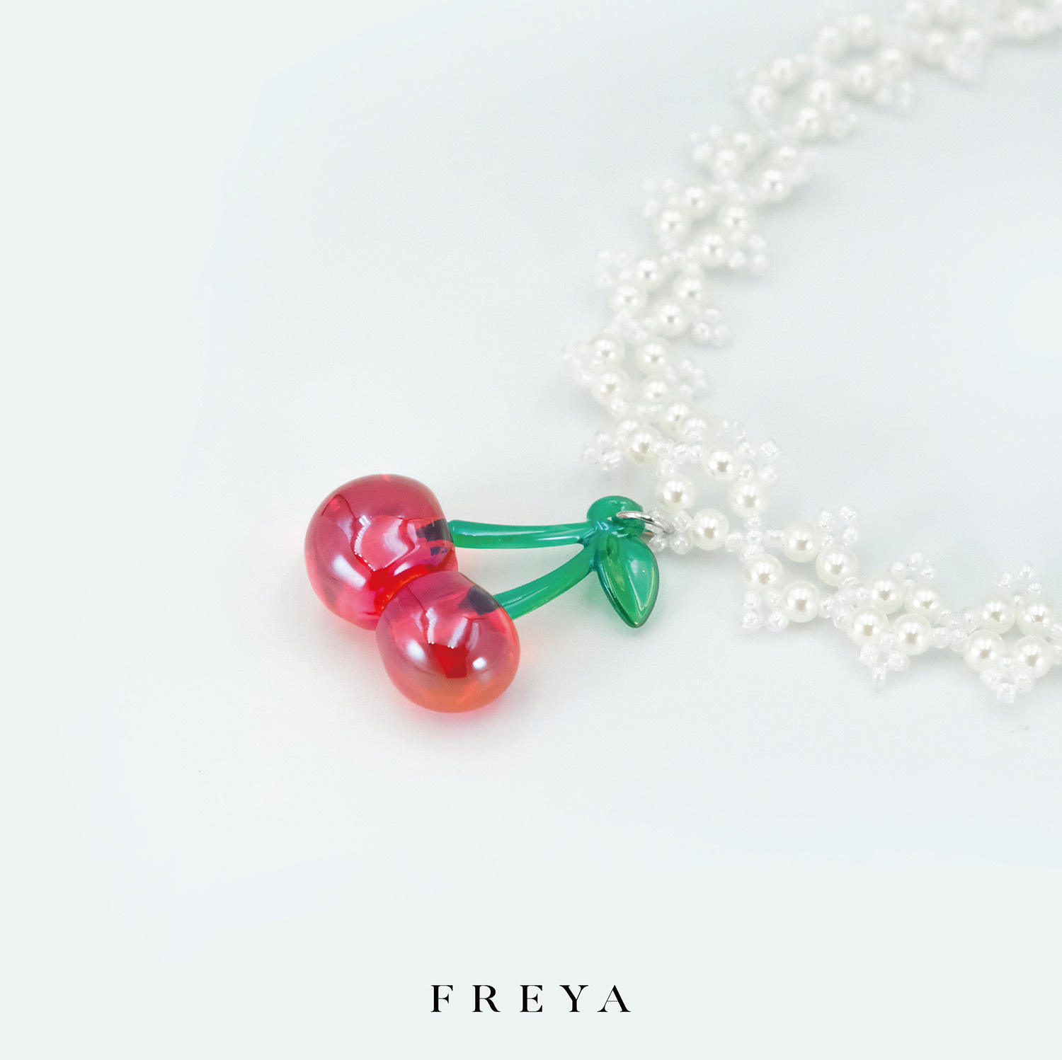 FREYA 櫻桃串珠項鍊