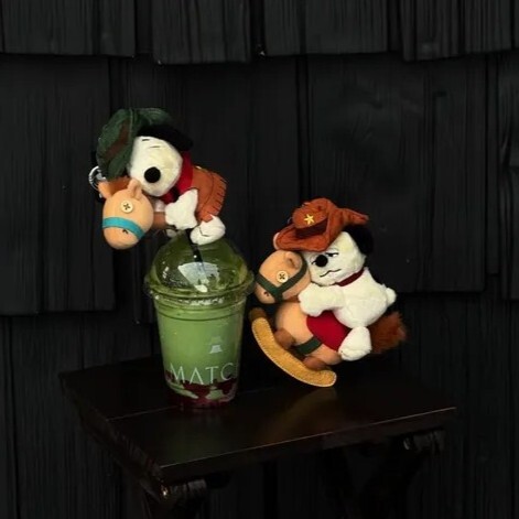 iSNEAKERS｜Peanuts 史奴比 SNOOPY 歐拉夫 OLAF 2026 馬年限定 吊飾 娃娃