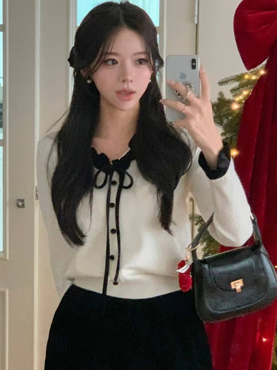 Velvet ruffle layered knit