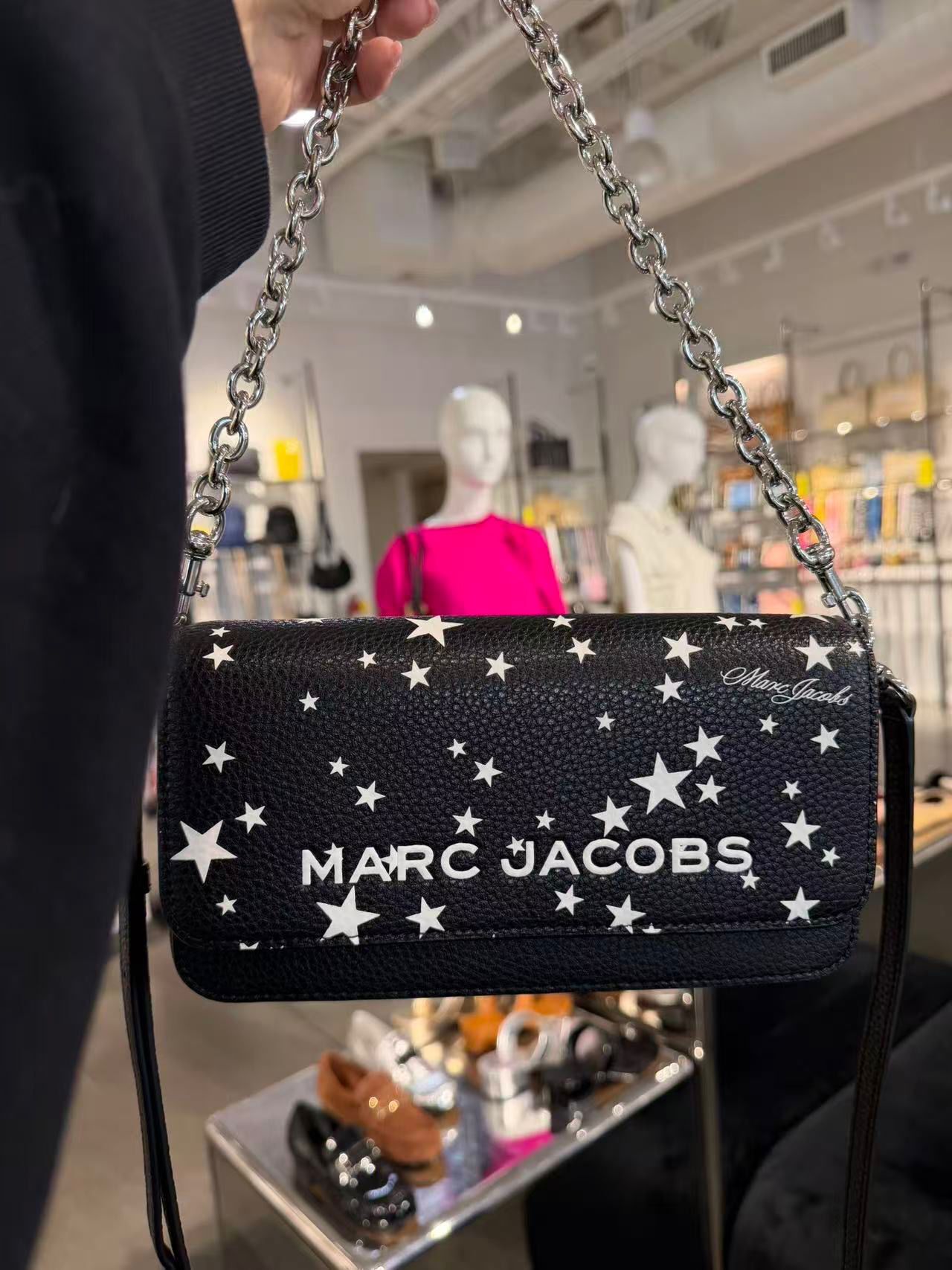 【預購】Marc Jacobs H010560 星星斜咩袋