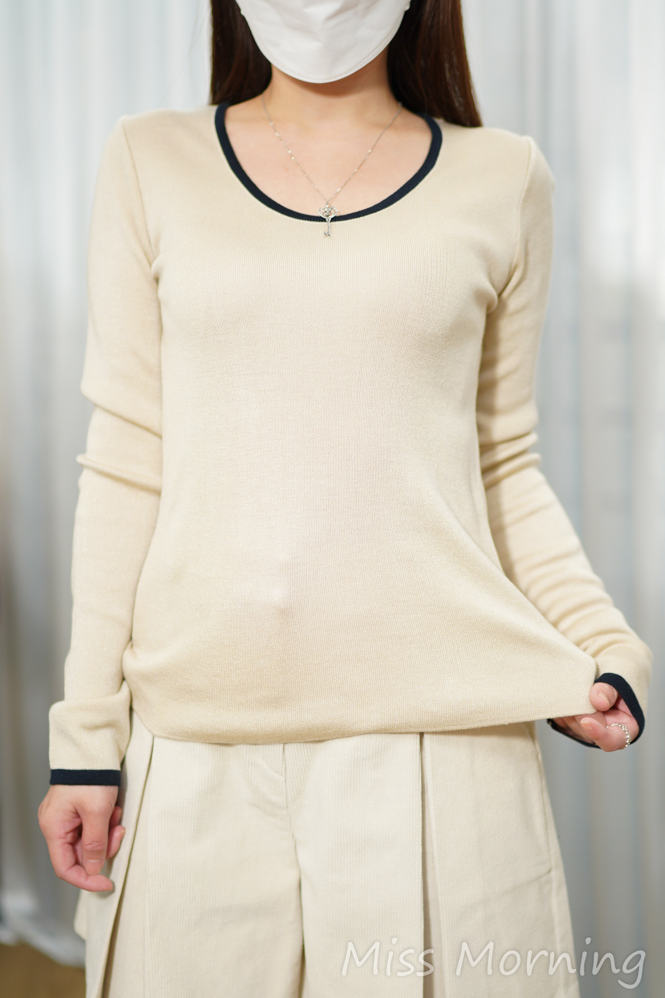 彈彈撞色邊線衫(15021)