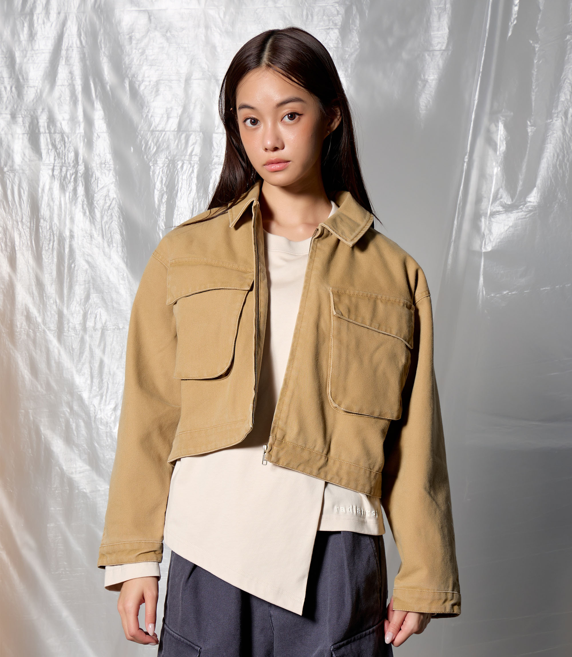 Radiantsphere 短版落肩刺繡工裝外套(卡其/深藍)