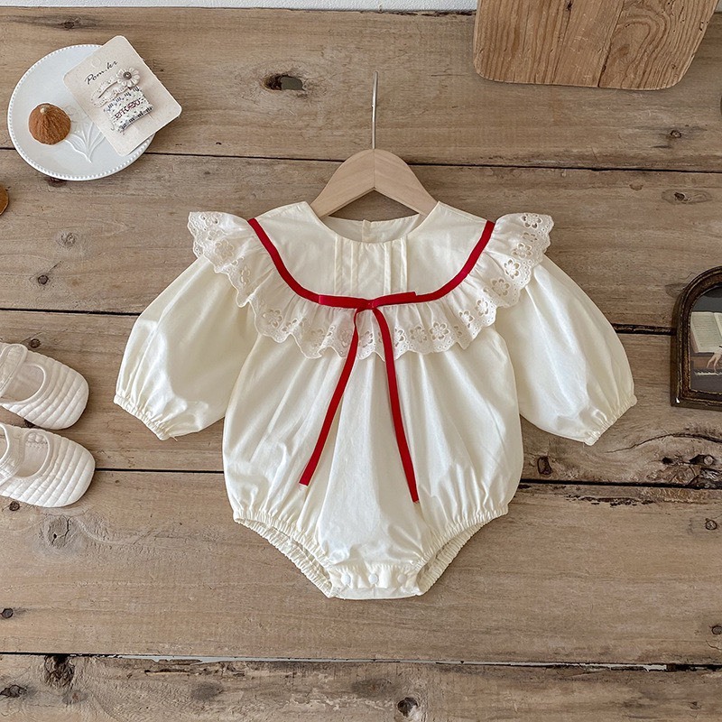 法式蕾絲包屁衣