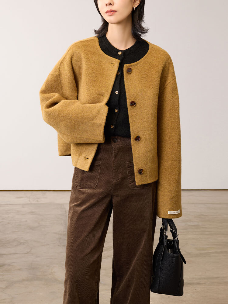 手工製圓領單排釦外套（100%羊毛）