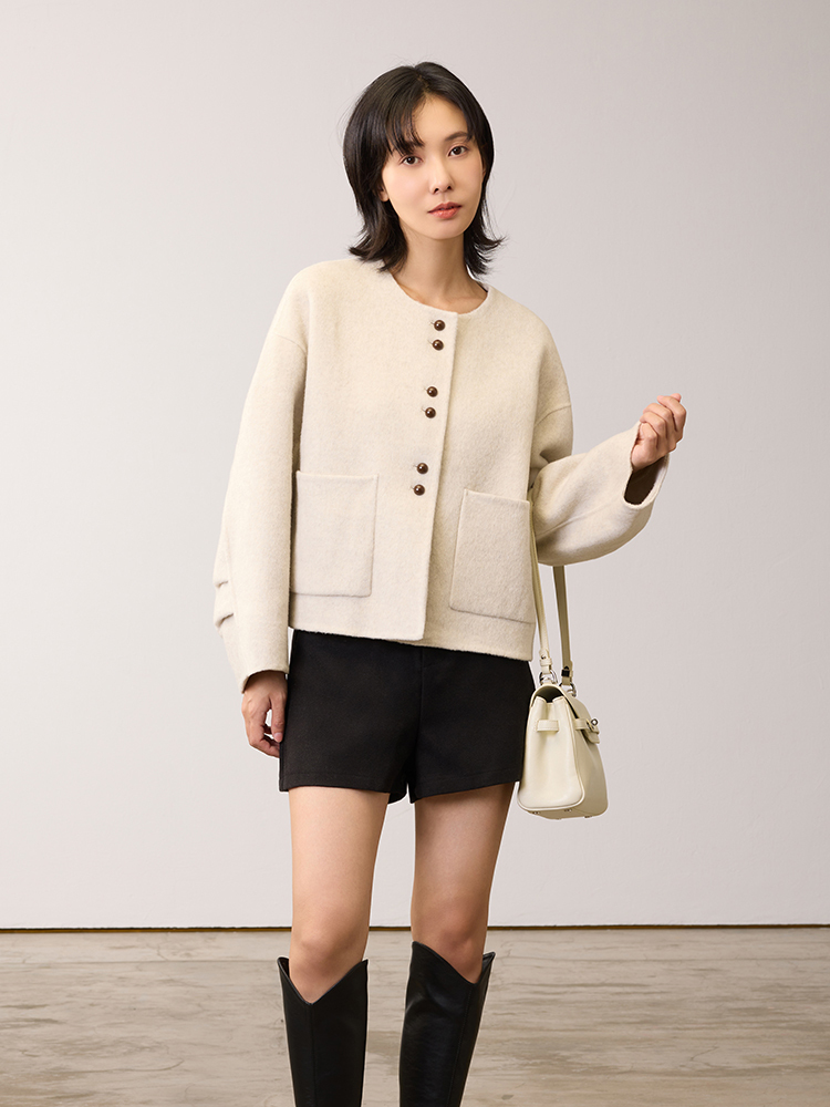 袖口抓皺減齡外套（100%羊毛）