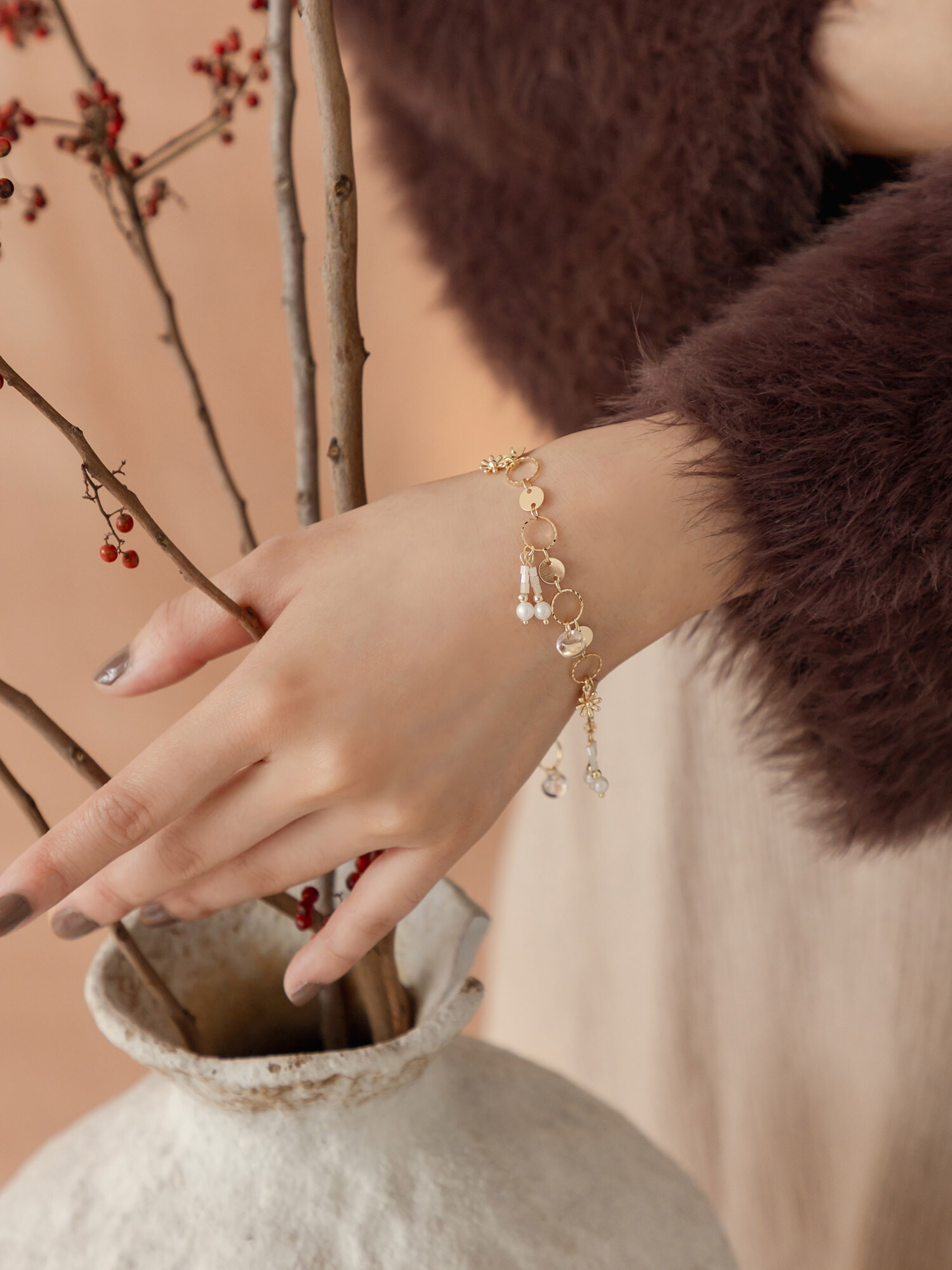 臥底瑪格。MUCHAT手作14+18KGP透珠小花手鍊