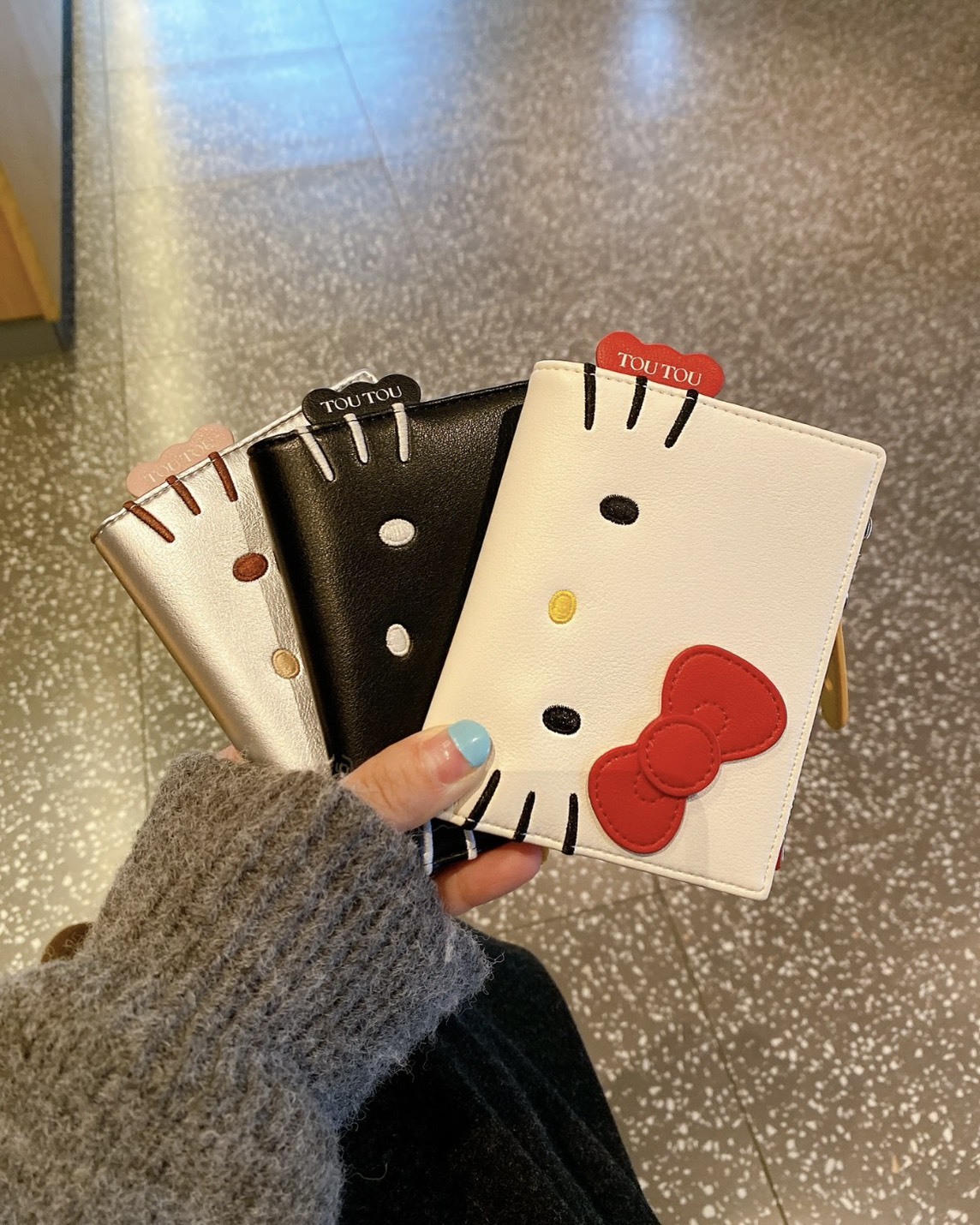 <卡哇伊💟>正版授權 Sanrio hello kitty x TOUTOU 凱蒂貓 多功能卡夾 錢包 短夾 3色