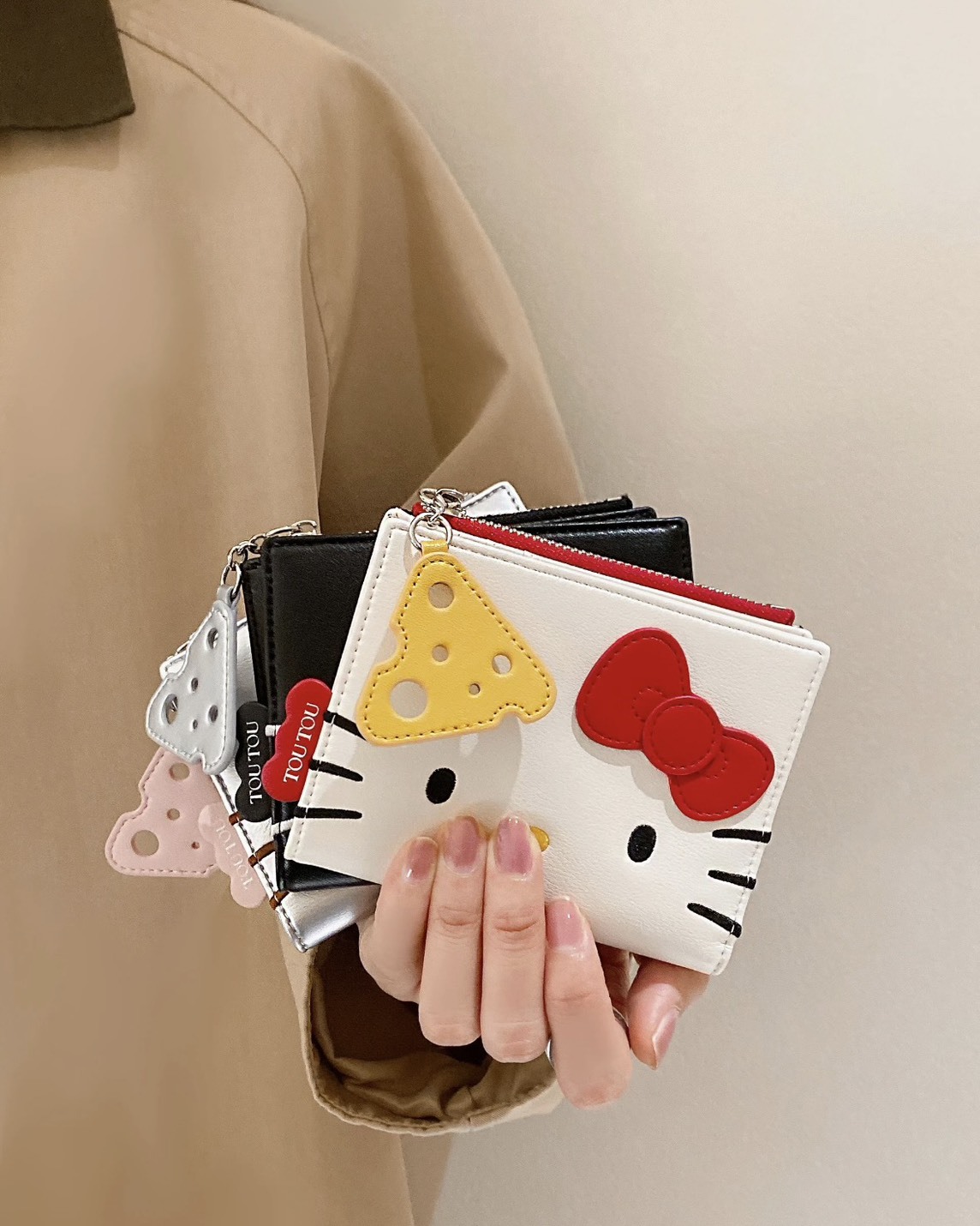 <卡哇伊💟>正版授權 Sanrio hello kitty x TOUTOU 凱蒂貓 多功能卡夾 錢包 短夾 3色