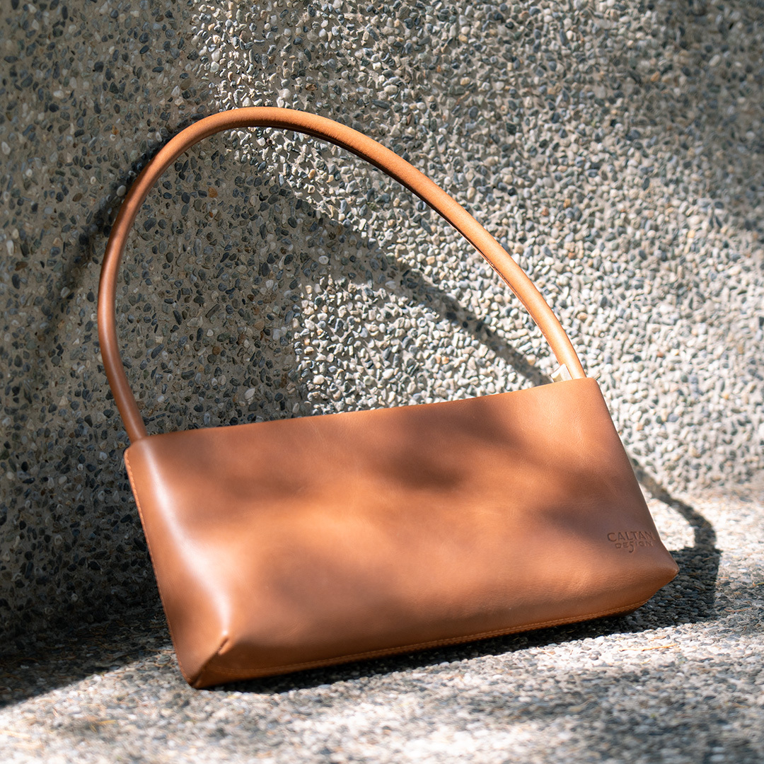 CITY軟立方真皮肩背包-234088ht