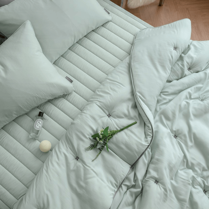 [韓國棉被] 防敏・天絲莫代爾・栗米棉填充｜四葉花刺繡 四季被 4色