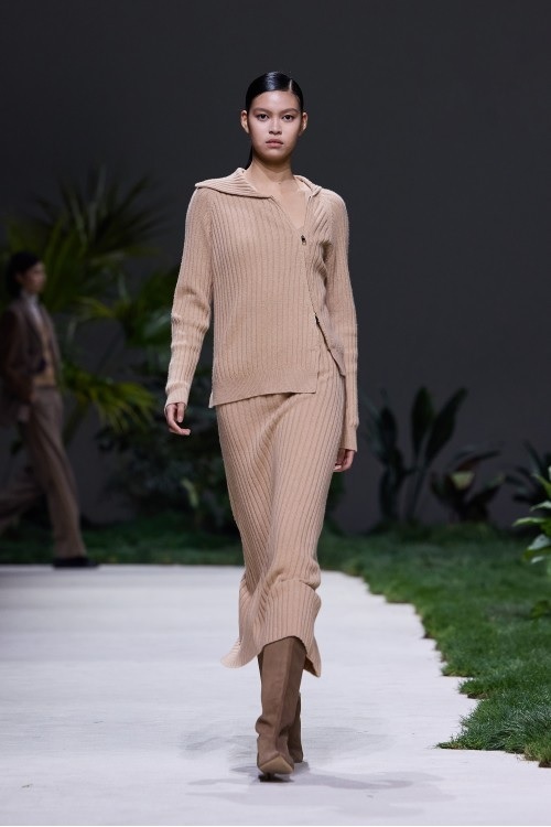 LORENA  不對稱斜拉鍊針織外套