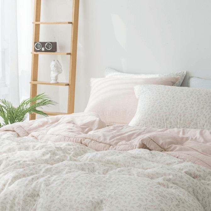 [韓國棉被] 天絲莫代爾・栗米棉填充｜簡約碎花 間條雙面 四季被 2色