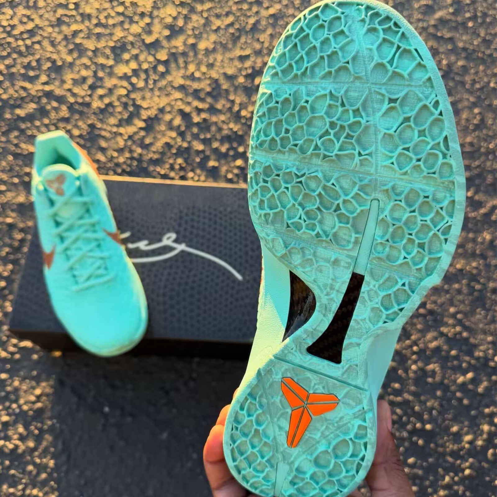 Jalen Brunson x Nike Kobe 6 Protro "Statue Of Liberty" 自由女神 紐約尼克 實戰籃球鞋 IQ5774-300