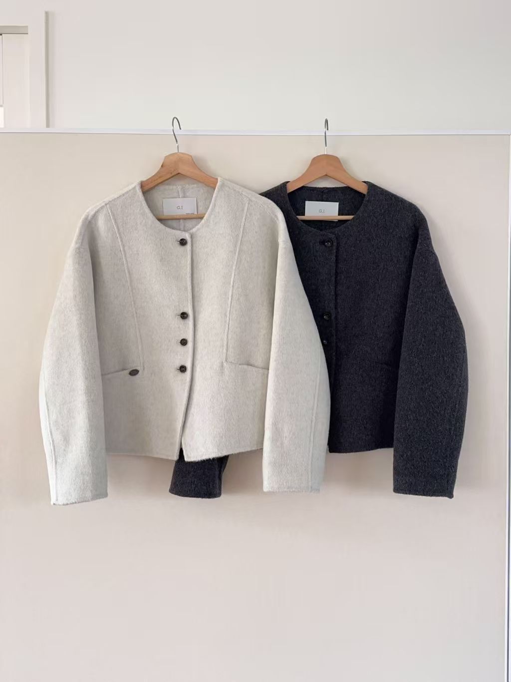 GI5414 設計感排扣羊毛短外套