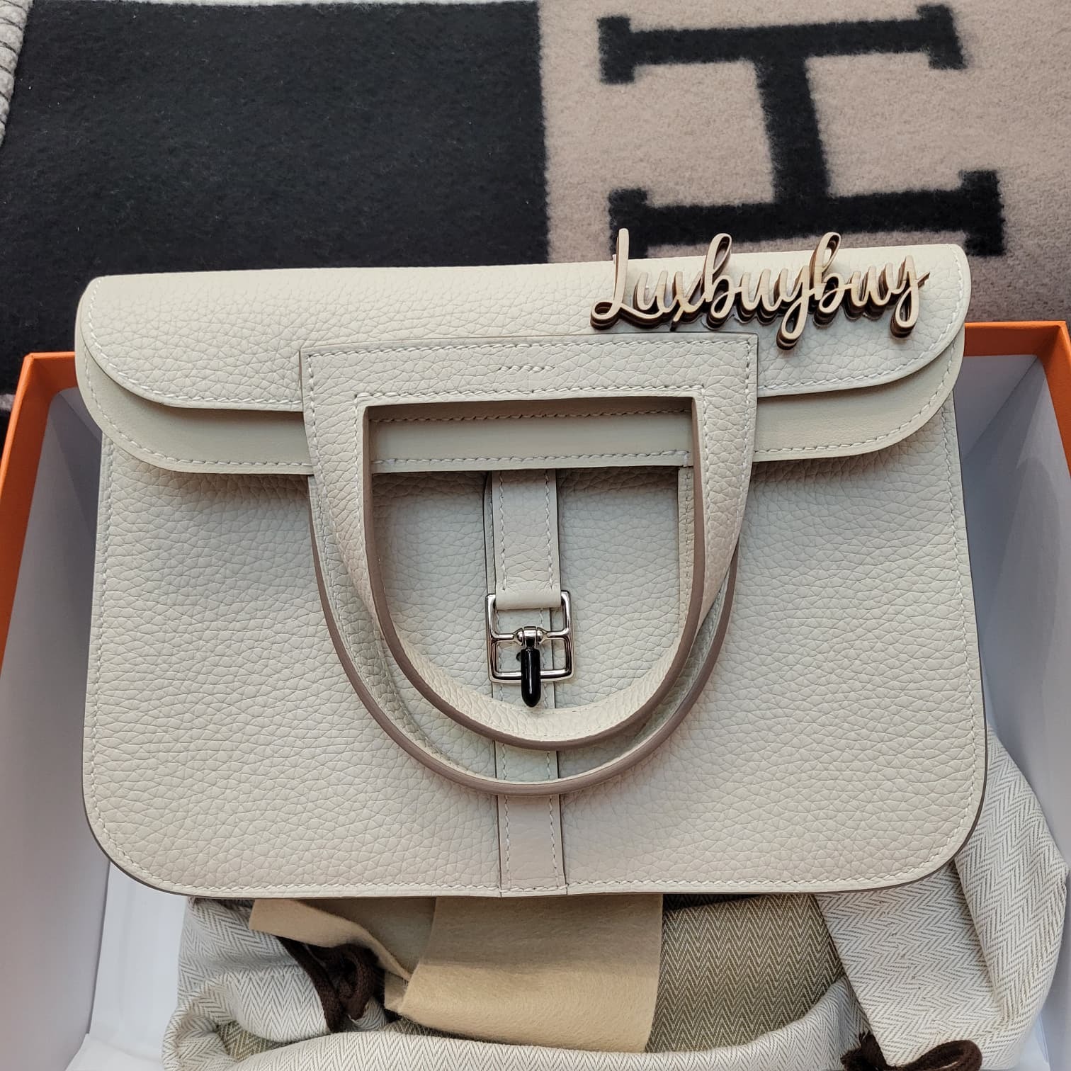 HERMES HALZAN 25 10 CARIE CK 10奶昔白 銀扣