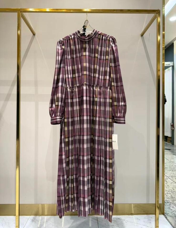 AD05 胸41 腰39 長48 $999 (一口價)