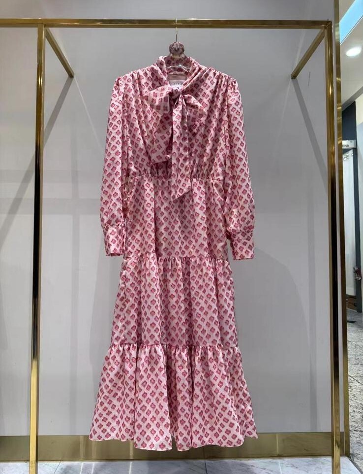 AD10 胸44 腰29-43 長46.5 $939 (一口價)