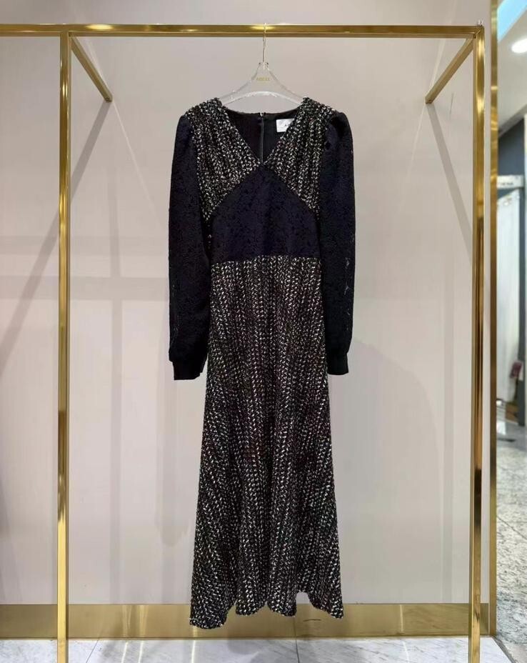 AD17 胸 47 腰 37長 48.5 $899 (一口價)