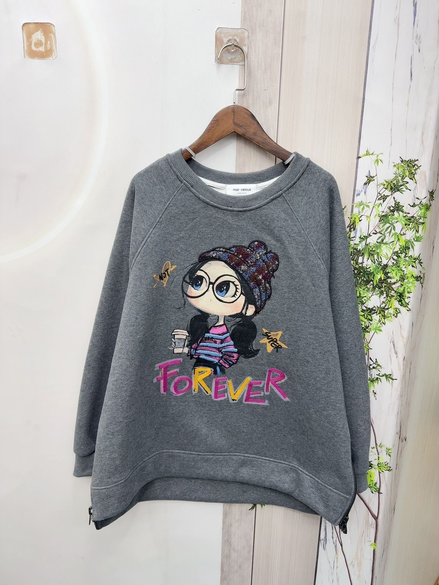 Mar 毛底四眼妹top ~134j