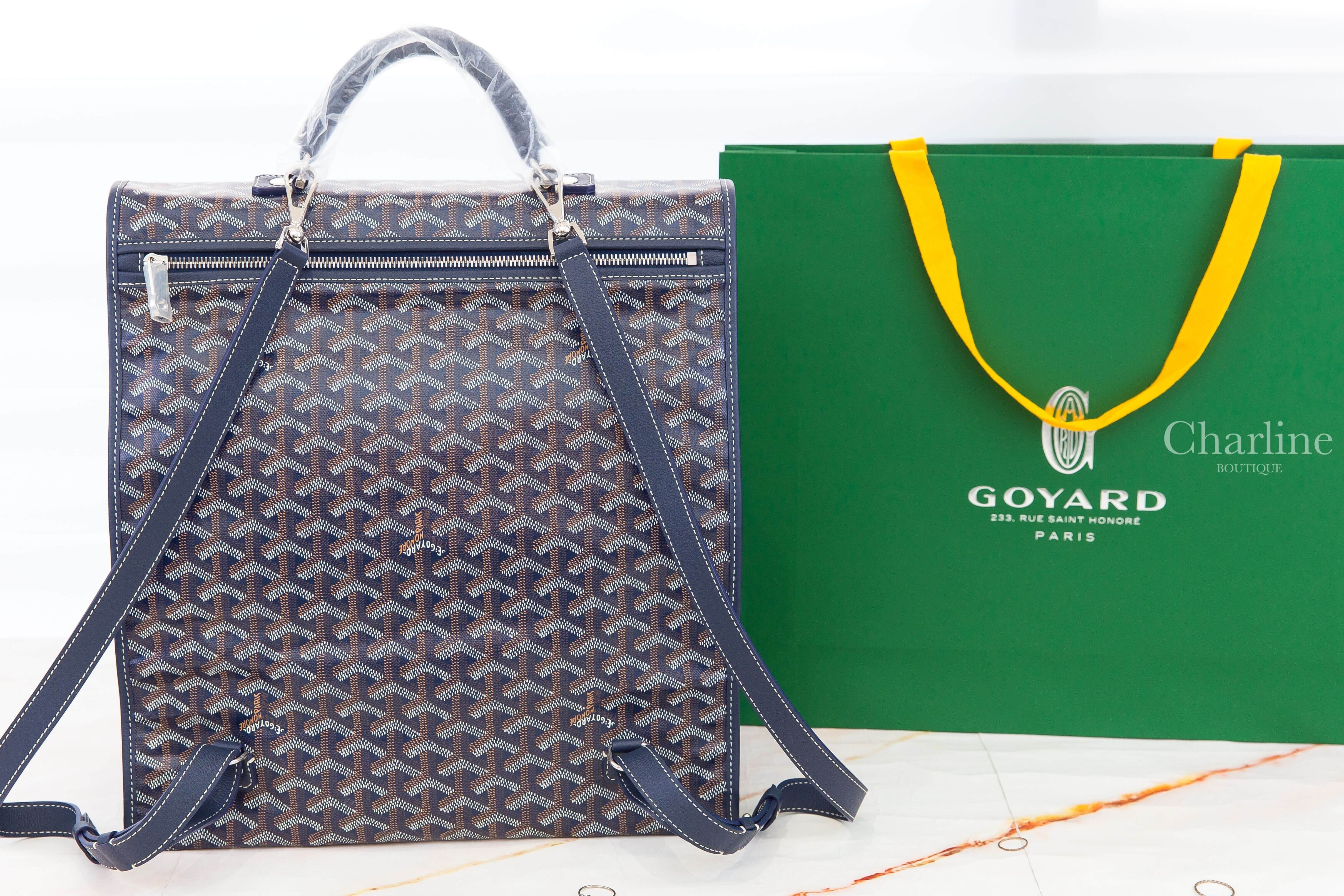 Goyard Saint Léger Backpack 海軍藍客製化珊瑚橘蝴蝶黑法鬥線條帆布小牛皮同色提把黃色內裡手提後背包-Charline Boutique 精品代購