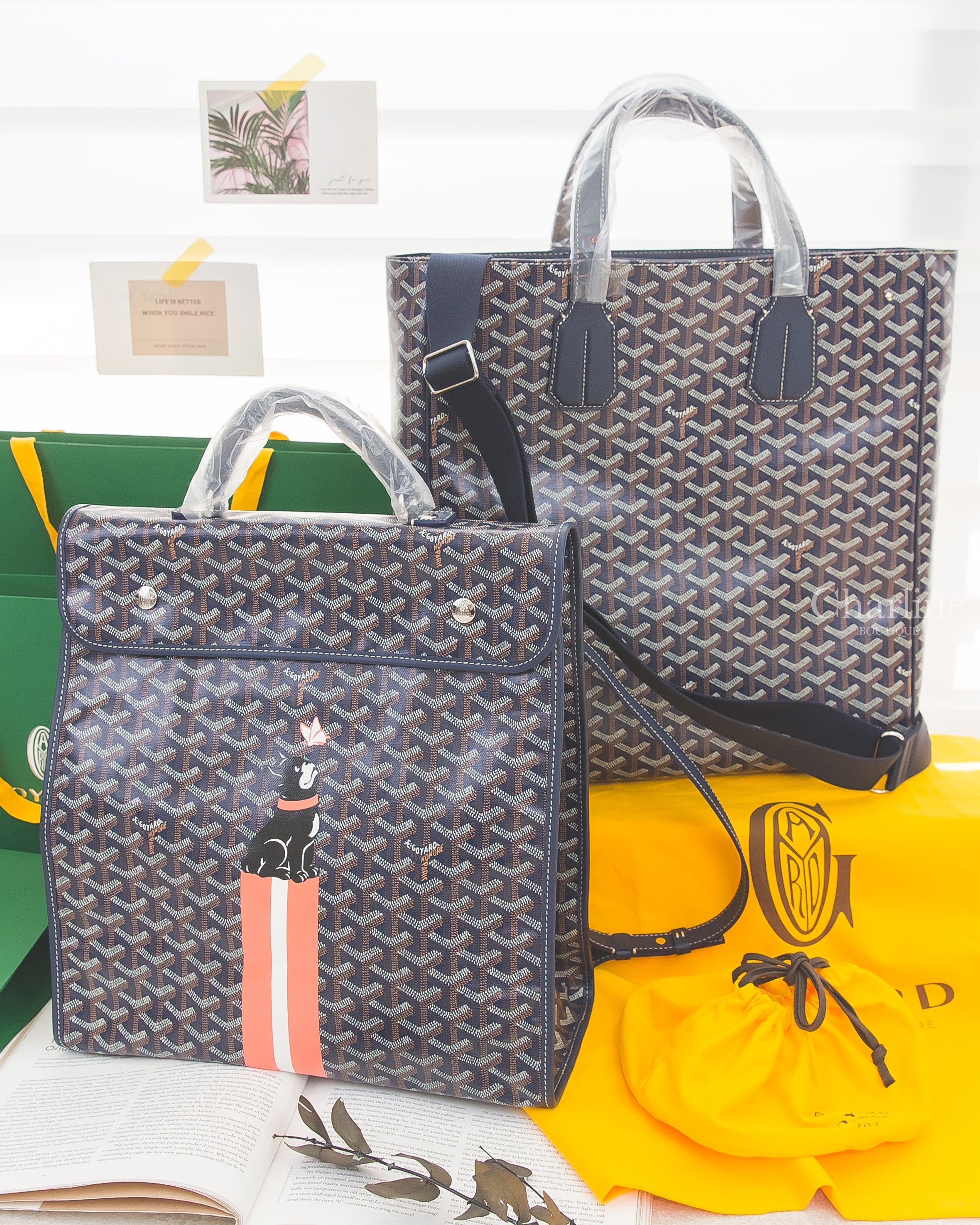Goyard Voltaire 海軍藍直立托特包,Goyard Saint Léger Backpack 海軍藍客製化珊瑚橘蝴蝶法鬥線條後背包,Goyard Sangle MM 海軍藍銀釦寬背帶-Charline Boutique 精品代購