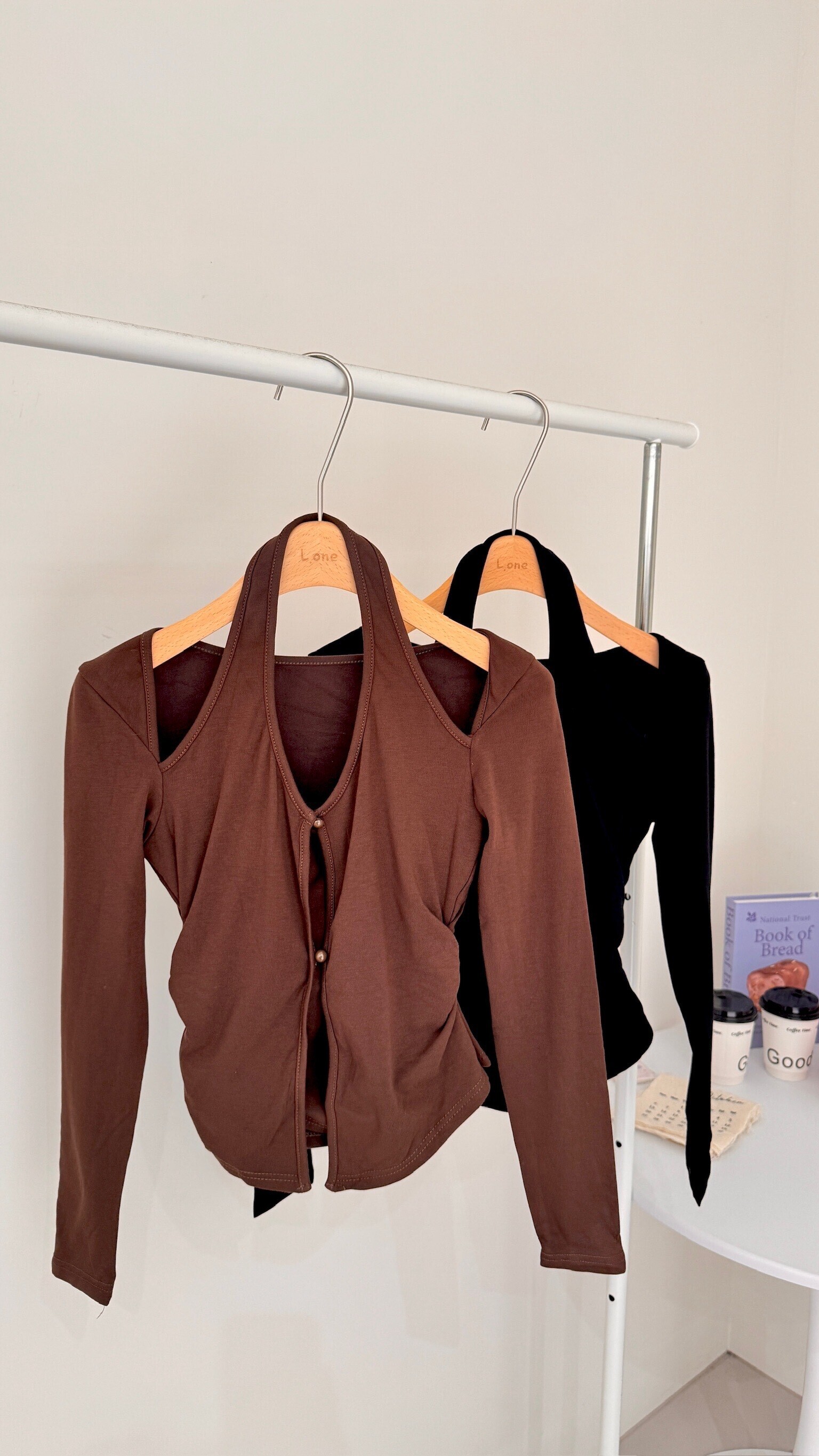 繞脖挖肩磨毛假兩件上衣