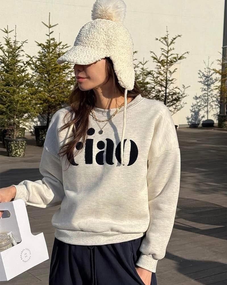 【休閒百搭的美式QQ毛字母內刷毛大學TEE】（現貨）