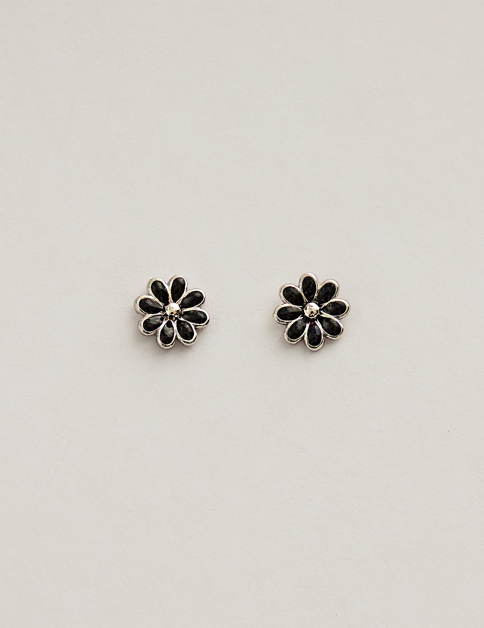 【925純銀】日常一朵。針式耳環(黑)