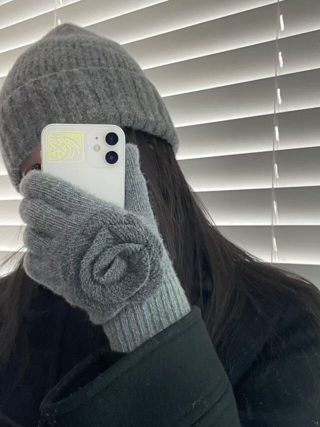 立體山茶花造型針織手套 / 3色