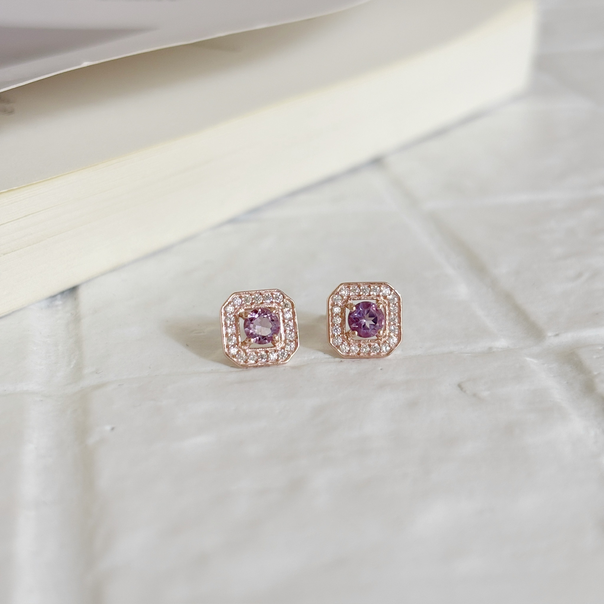 Manor Setting紫水晶耳環