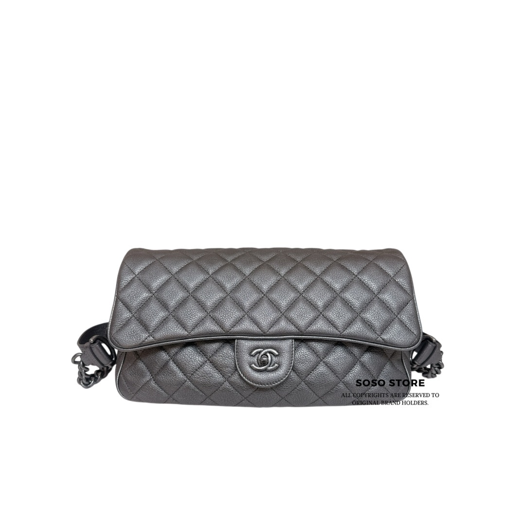 Chanel Flap Bag - Silver / Shw