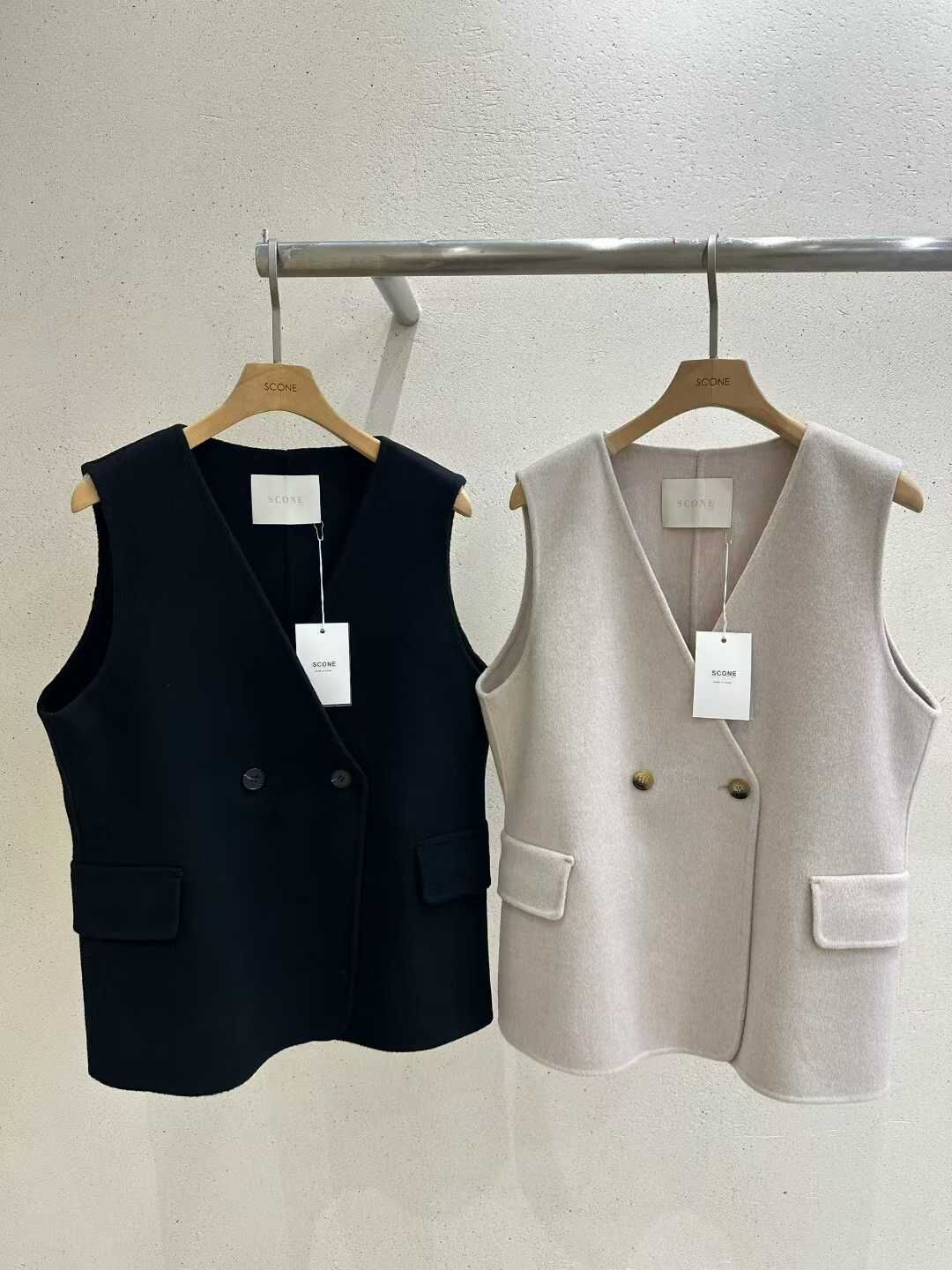 SC17 Cashmere 90 羊毛10 胸 42 長26 $899 (一口價)